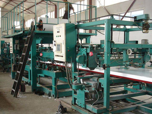 岩棉复合板机流水线