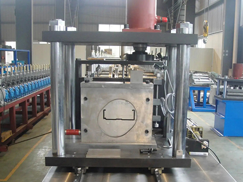 全自动冲孔c型钢机